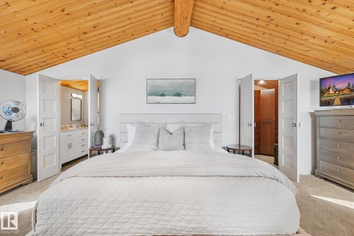 #1 Martin Road, Rural Lac Ste. Anne County, AB - Indoor Photo Showing Bedroom