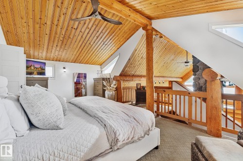 #1 Martin Road, Rural Lac Ste. Anne County, AB - Indoor Photo Showing Bedroom