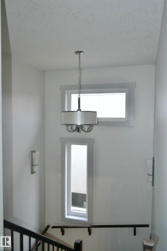 8952 81 Avenue, Edmonton, AB - Indoor Photo Showing Other Room