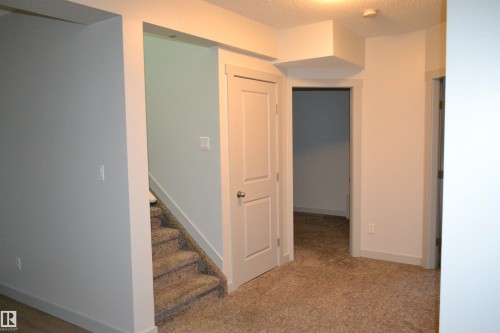 8952 81 Avenue, Edmonton, AB - Indoor Photo Showing Other Room