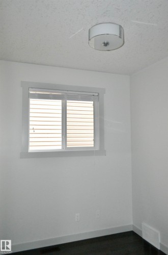 8950 81 Avenue, Edmonton, AB - Indoor Photo Showing Other Room