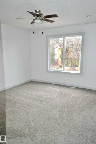 8950 81 Avenue, Edmonton, AB - Indoor Photo Showing Other Room