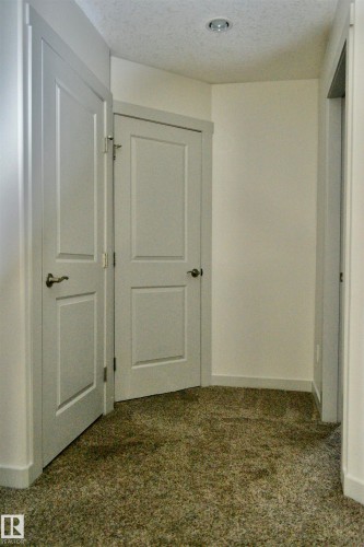 8950 81 Avenue, Edmonton, AB - Indoor Photo Showing Other Room