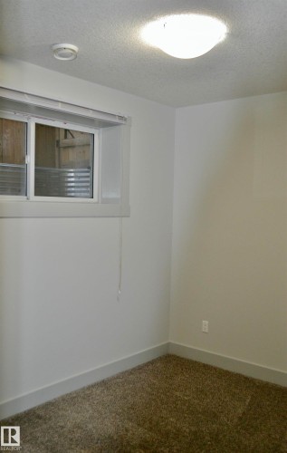 8950 81 Avenue, Edmonton, AB - Indoor Photo Showing Other Room