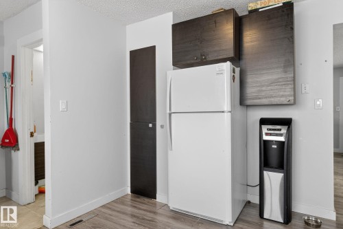 6714 149 Avenue, Edmonton, AB - Indoor