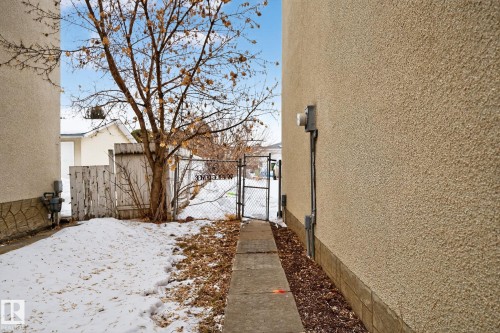 6714 149 Avenue, Edmonton, AB - Outdoor