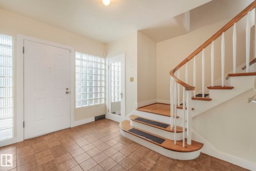 10429 Saskatchewan Drive, Edmonton, AB - Indoor Photo Showing Other Room