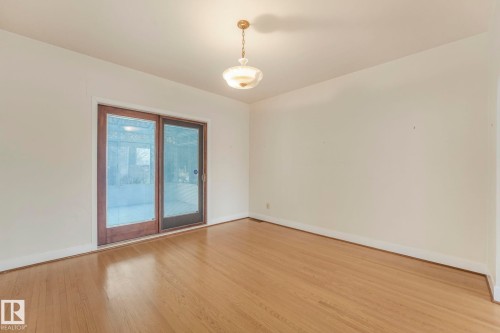 10429 Saskatchewan Drive, Edmonton, AB - Indoor Photo Showing Other Room