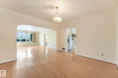 10429 Saskatchewan Drive, Edmonton, AB - Indoor Photo Showing Other Room
