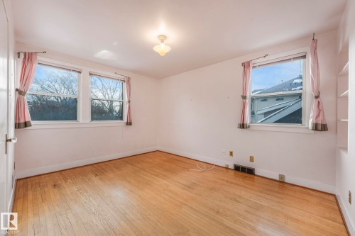 10429 Saskatchewan Drive, Edmonton, AB - Indoor Photo Showing Other Room