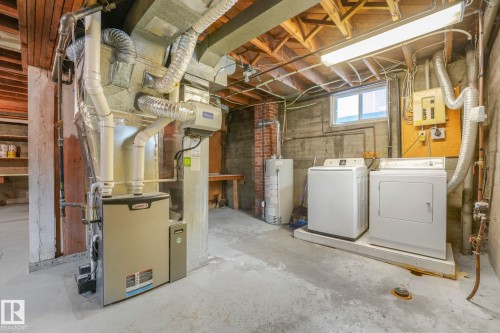 10429 Saskatchewan Drive, Edmonton, AB - Indoor Photo Showing Laundry Room
