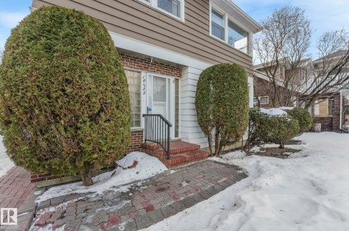 10429 Saskatchewan Drive, Edmonton, AB - Outdoor