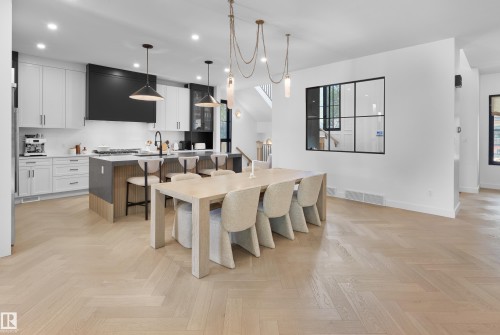 14018 104 Avenue, Edmonton, AB - Indoor