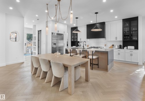 14018 104 Avenue, Edmonton, AB - Indoor