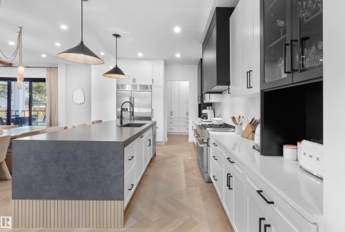 14018 104 Avenue, Edmonton, AB - Indoor Photo Showing Kitchen With Upgraded Kitchen