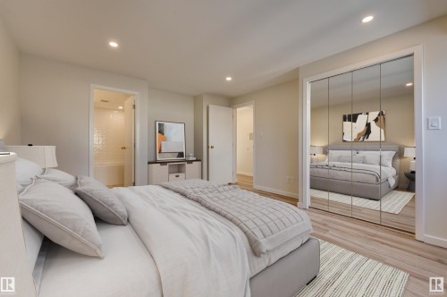 1 11960 100 Avenue, Edmonton, AB - Indoor Photo Showing Bedroom