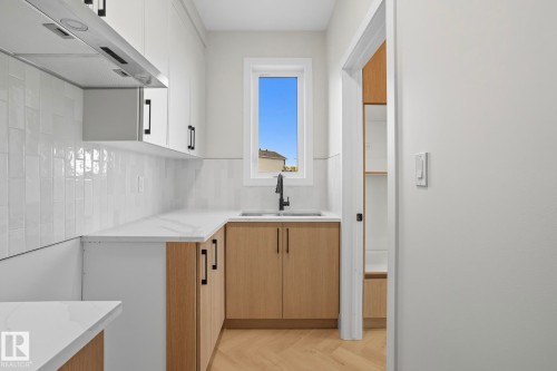 18135 87 Street, Edmonton, AB - Indoor Photo Showing Other Room