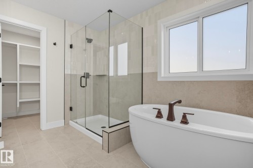 18135 87 Street, Edmonton, AB - Indoor Photo Showing Bathroom