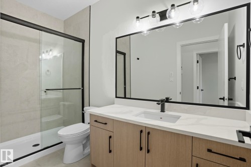 18135 87 Street, Edmonton, AB - Indoor Photo Showing Bathroom