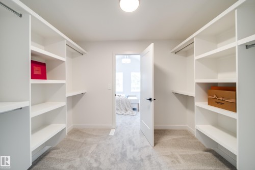 4 Cloutier Close, St. Albert, AB - Indoor With Storage
