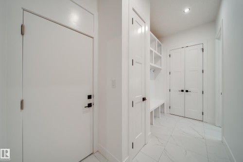 42 20425 93 Avenue, Edmonton, AB - Indoor Photo Showing Other Room