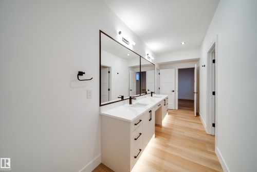 42 20425 93 Avenue, Edmonton, AB - Indoor Photo Showing Other Room