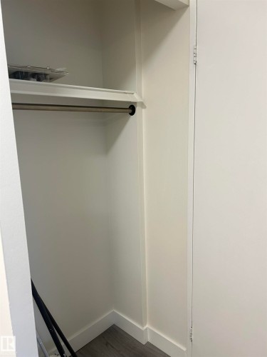 422 10160 114 Street Nw, Edmonton, AB - Indoor