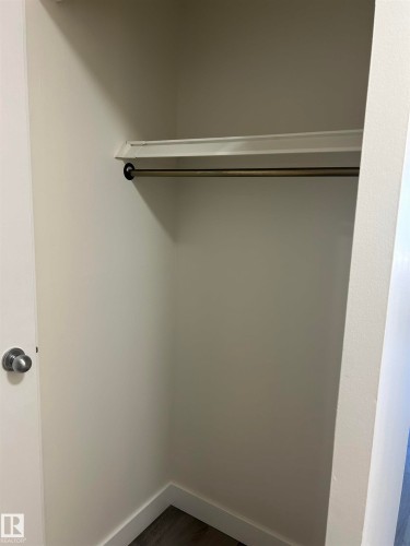 422 10160 114 Street Nw, Edmonton, AB - Indoor With Storage