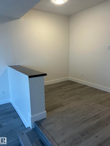 422 10160 114 Street Nw, Edmonton, AB - Indoor Photo Showing Other Room