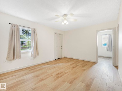 11927 95A Street, Edmonton, AB - Indoor Photo Showing Other Room