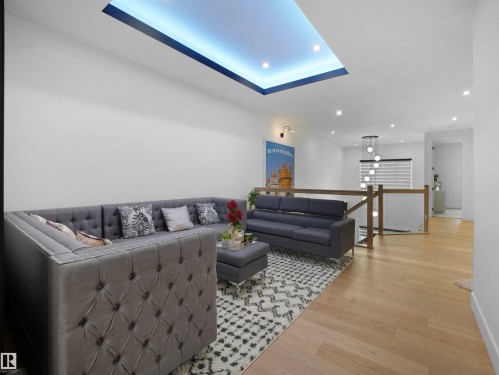 2928 1 Avenue, Edmonton, AB - Indoor