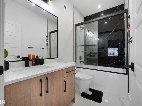 2928 1 Avenue, Edmonton, AB - Indoor