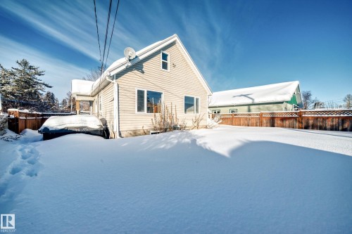 View of snow covered back of property - 10115 104, Westlock, AB - Outdoor