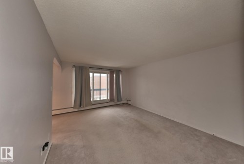 303 11420 40 Avenue, Edmonton, AB - Indoor Photo Showing Other Room
