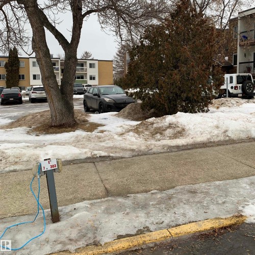 303 11420 40 Avenue, Edmonton, AB - Outdoor