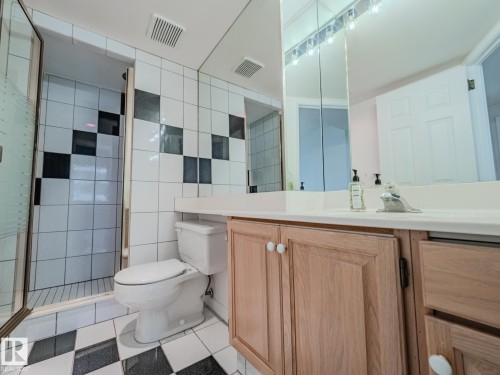 1403 10160 115 Street, Edmonton, AB - Indoor Photo Showing Bathroom