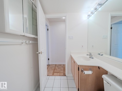 1403 10160 115 Street, Edmonton, AB - Indoor Photo Showing Bathroom