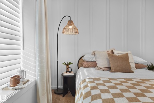 5032 Kinney Link Link, Edmonton, AB - Indoor Photo Showing Bedroom