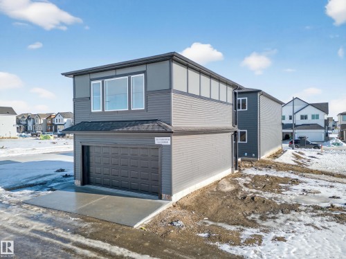3736 Erlanger Drive, Edmonton, AB - Outdoor