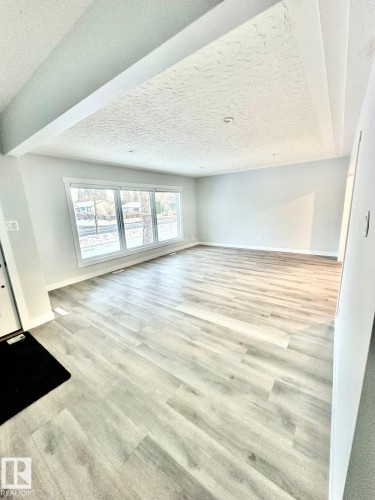 A 9232 75 Street, Edmonton, AB - Indoor Photo Showing Other Room