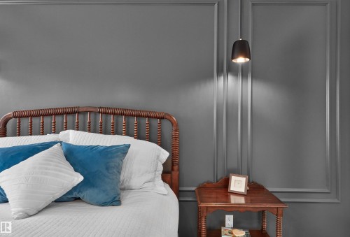 14032 106A Avenue, Edmonton, AB - Indoor Photo Showing Bedroom