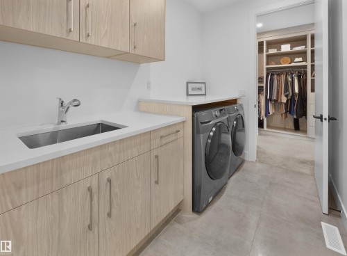 14032 106A Avenue, Edmonton, AB - Indoor Photo Showing Laundry Room