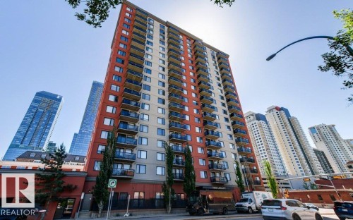 201 10303 105 Street  Edmonton, AB T5J 5G3