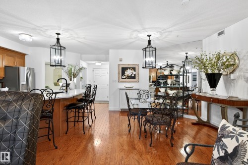 103 9811 96A Street, Edmonton, AB - Indoor Photo Showing Dining Room