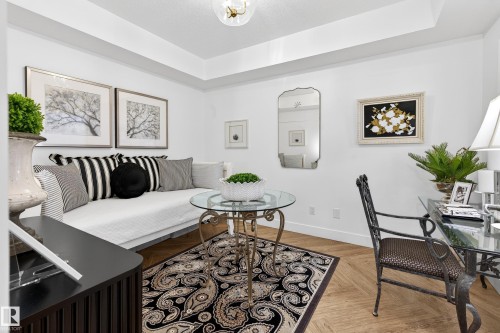 103 9811 96A Street, Edmonton, AB - Indoor