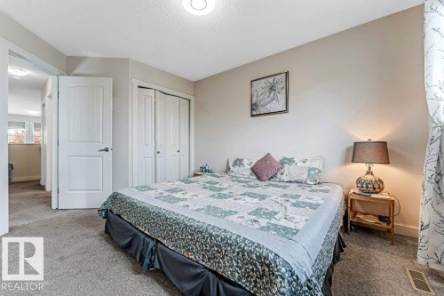 1137 37B Avenue, Edmonton, AB - Indoor Photo Showing Bedroom