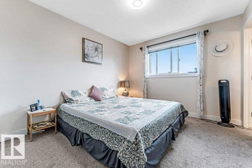 1137 37B Avenue, Edmonton, AB - Indoor Photo Showing Bedroom