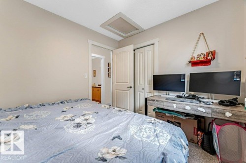 1137 37B Avenue, Edmonton, AB - Indoor Photo Showing Bedroom