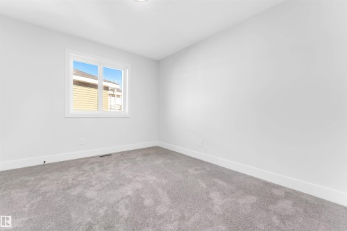 105 Eldridge Point, St. Albert, AB - Indoor Photo Showing Other Room