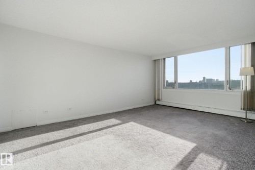 802 11920 100 Avenue, Edmonton, AB - Indoor Photo Showing Other Room